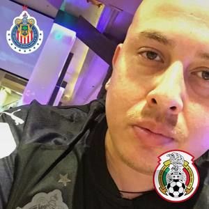 Meet your Posher, Jc